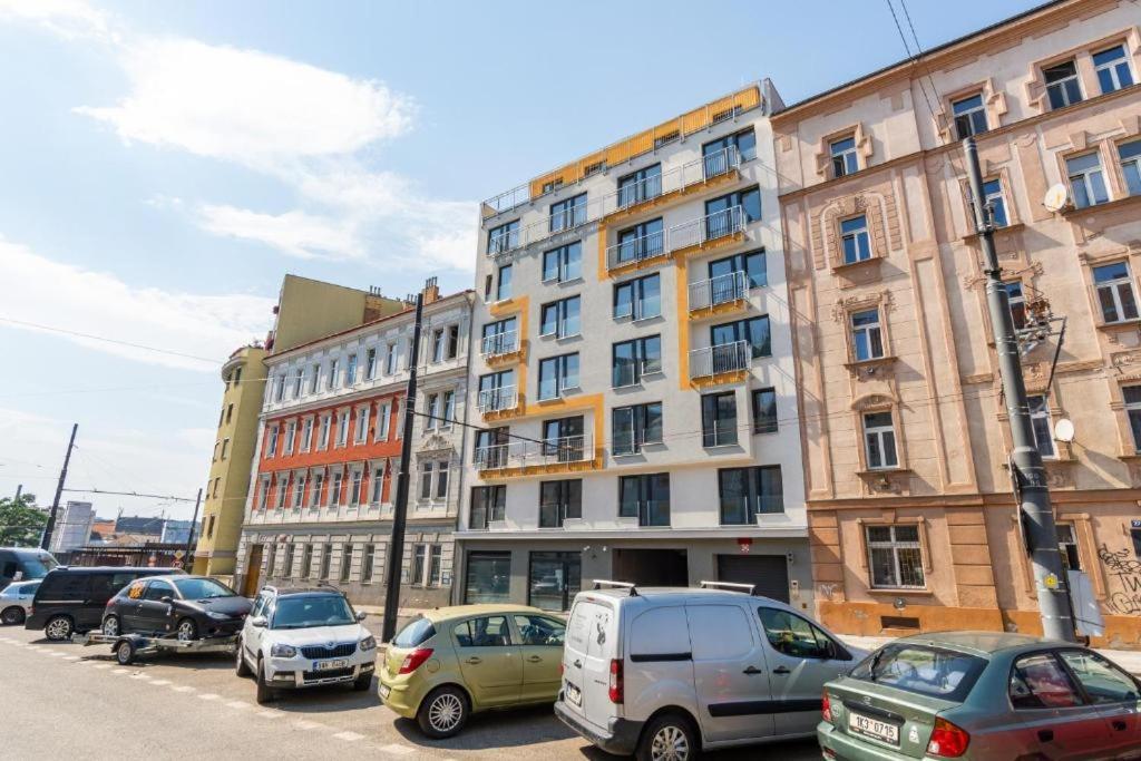 Brand New Studio Apartment #71 With Free Secure Parking In The Center - Prague — Photos 2